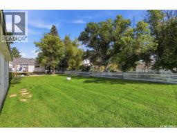 210 2nd Avenue E, Nokomis, SK S0G3R0 Photo 40