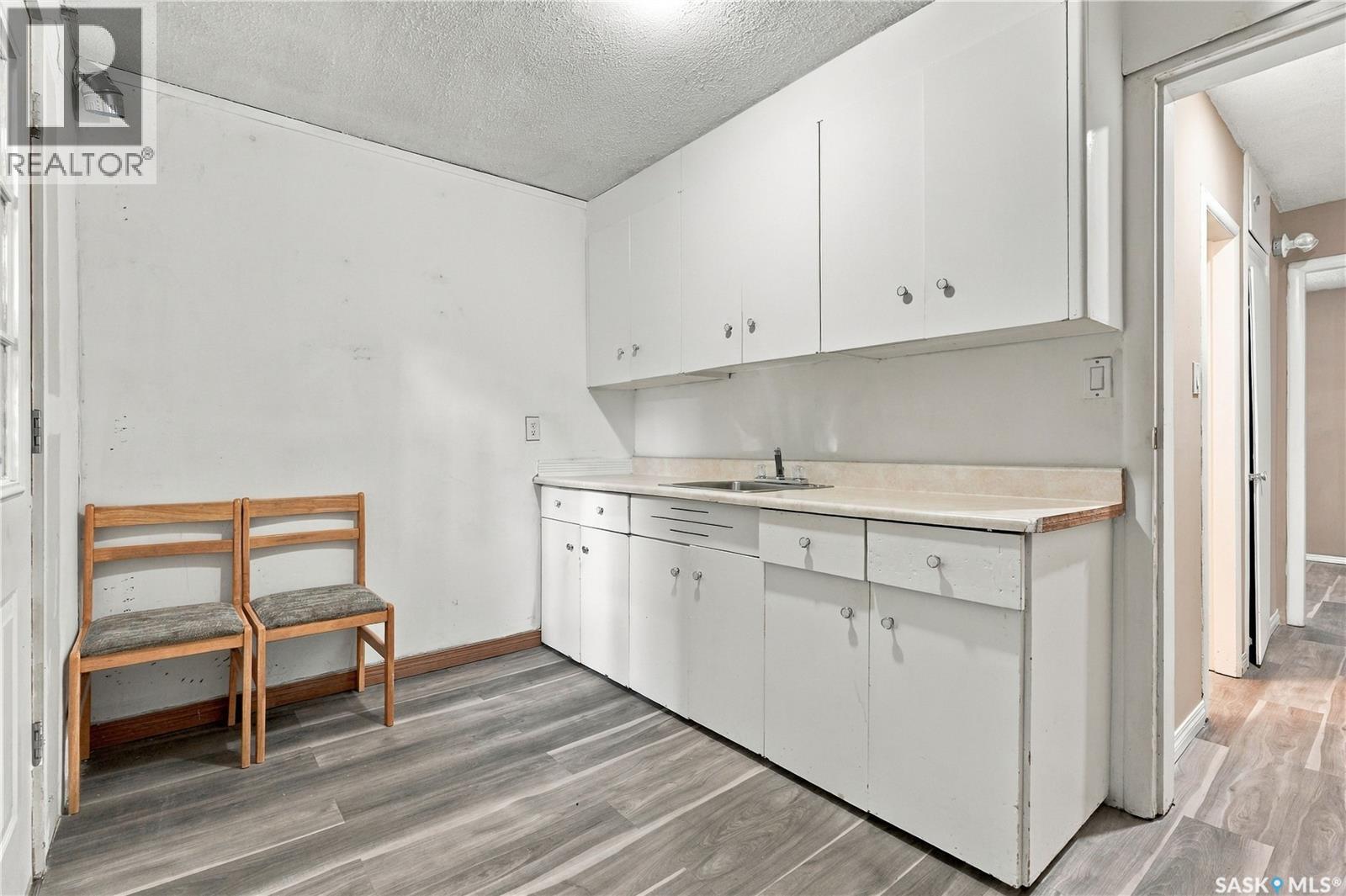 1518 I AVENUE N, Saskatoon — photo 34
