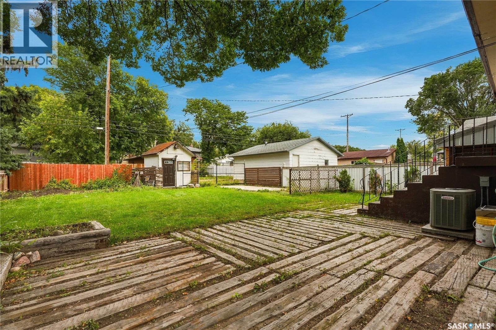 1518 I AVENUE N - 35