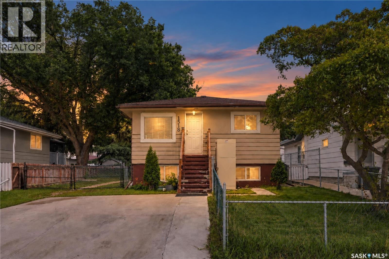 1518 I AVENUE N - 40