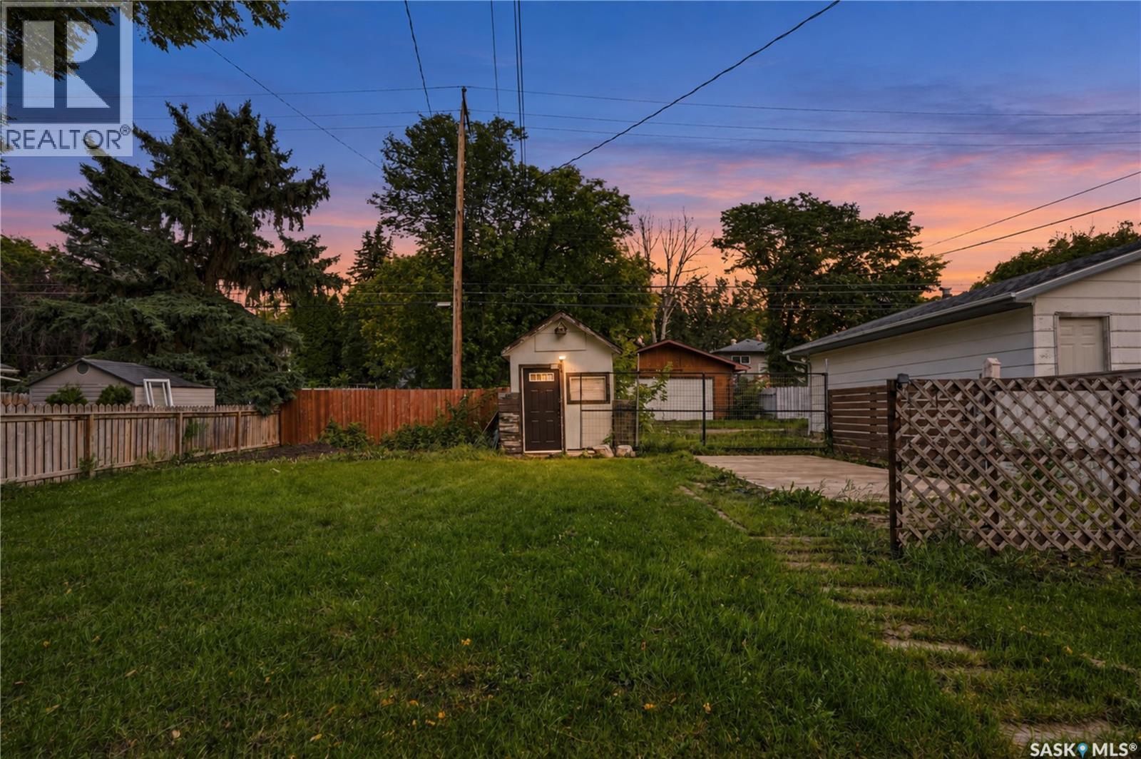 1518 I AVENUE N - 44
