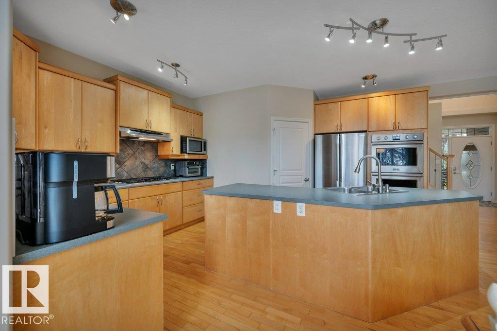 739 HALIBURTON CR NW - 17
