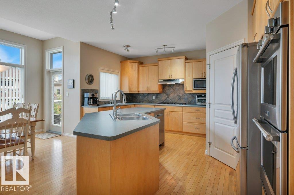 739 HALIBURTON CR NW - 19