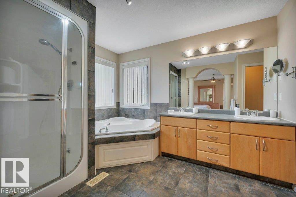 739 HALIBURTON CR NW - 38