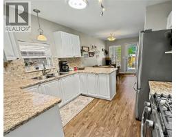 Bathroom - 586 Hampstead St, Parksville, BC V9P2T7 Photo 6
