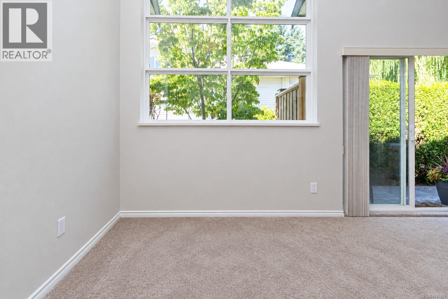 #3 3633 Cedar Hill Rd - 13