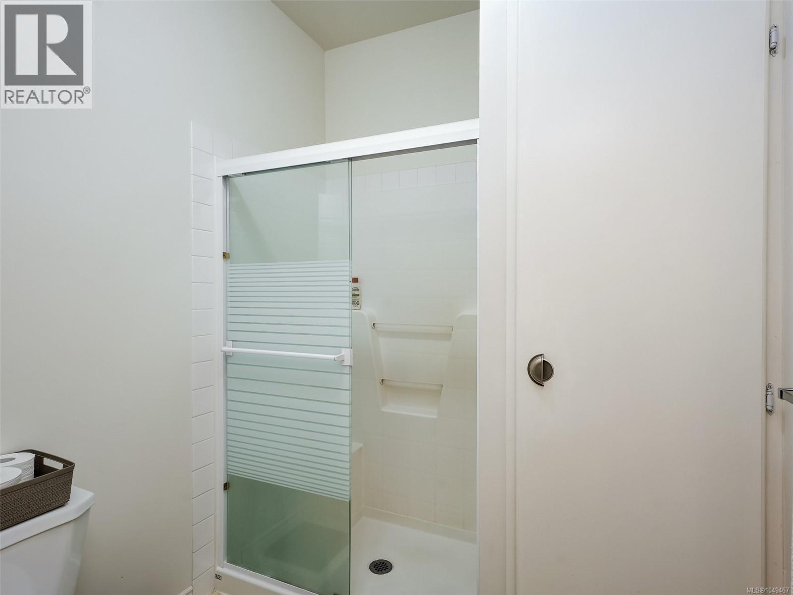 #3 3633 Cedar Hill Rd - 23