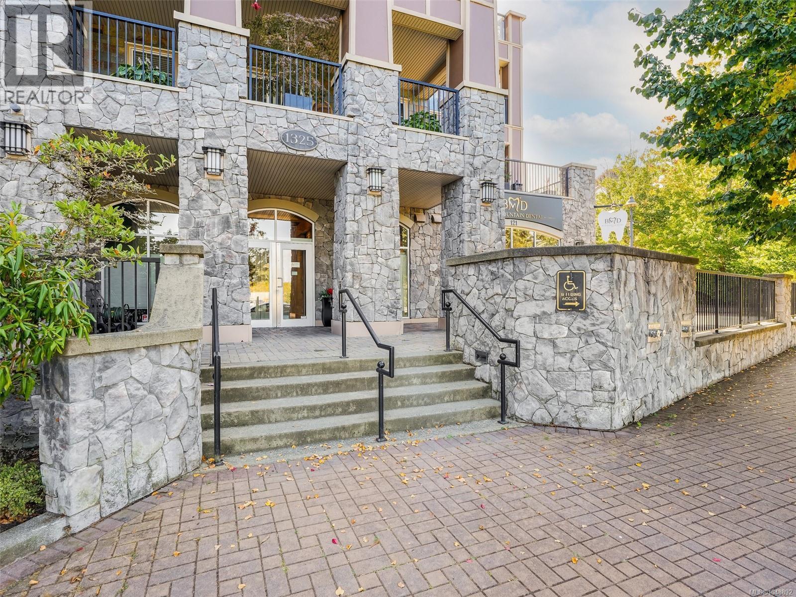 #413 1325 Bear Mountain Pkwy - 1