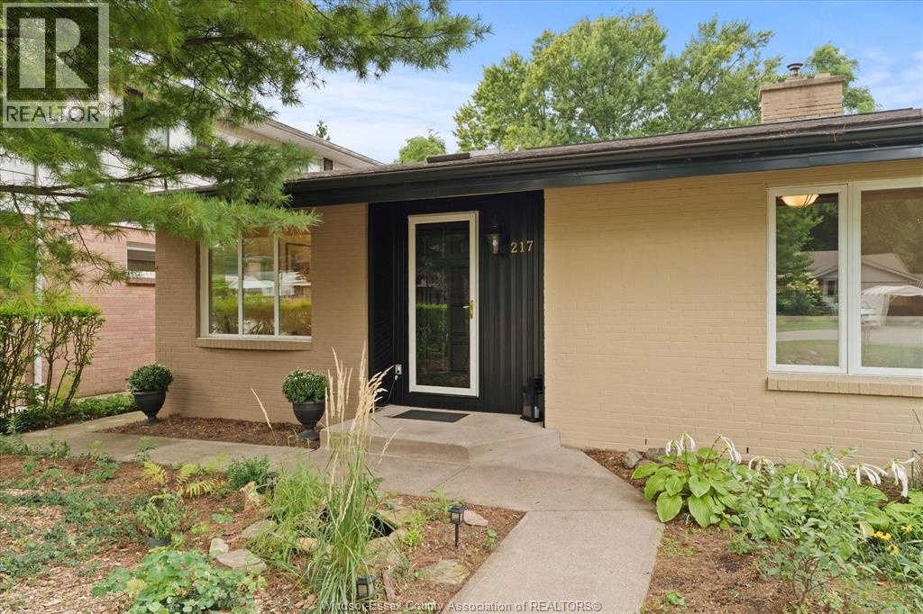 217 ARLINGTON BOULEVARD, Tecumseh — photo 3