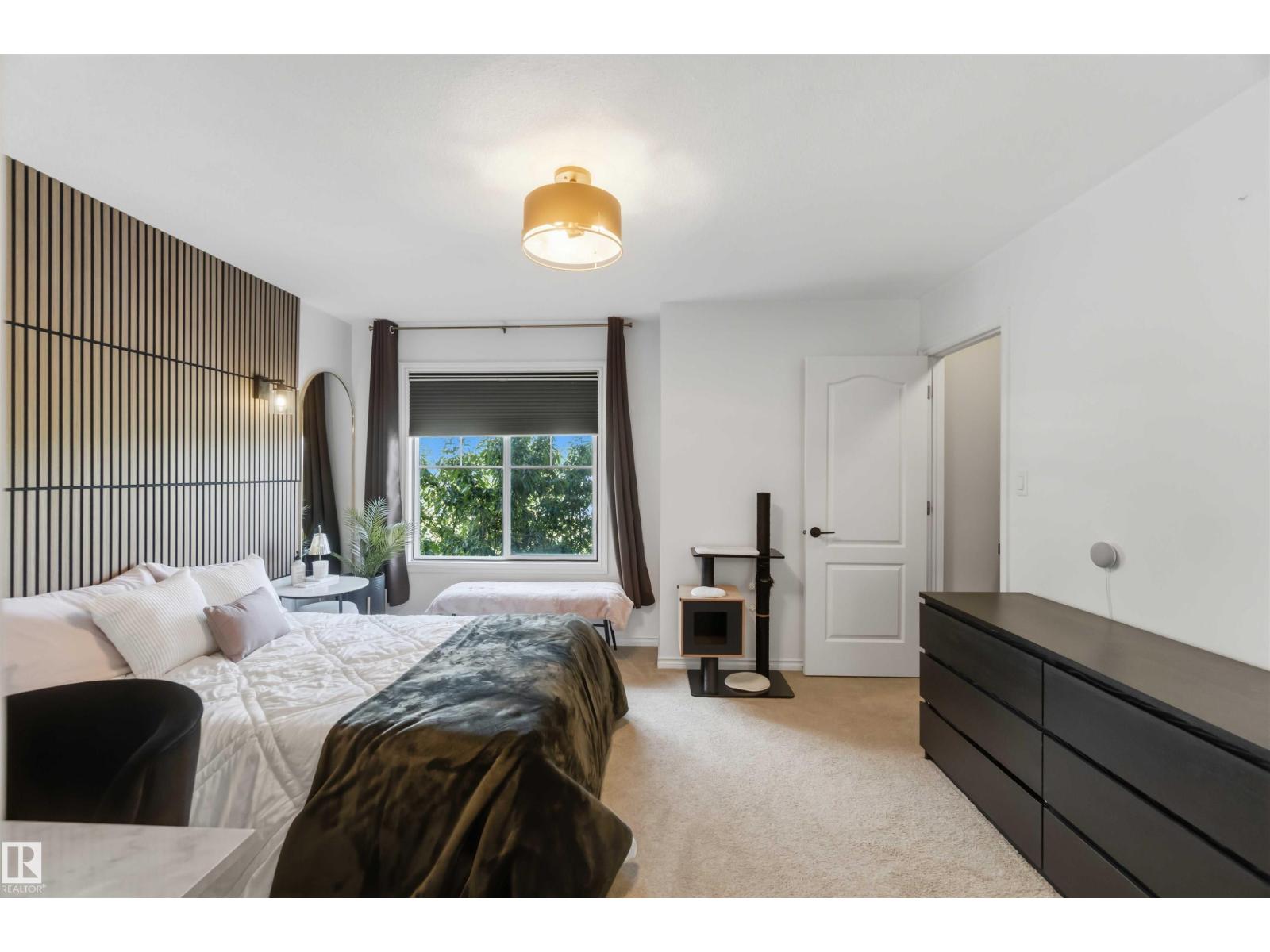 2689 SIR ARTHUR CURRIE WY NW - 23