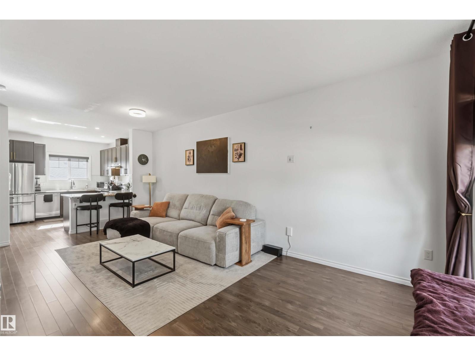 2689 SIR ARTHUR CURRIE WY NW - 7
