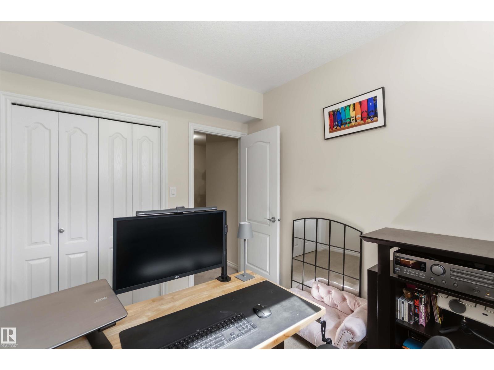 2689 SIR ARTHUR CURRIE WY NW - 43