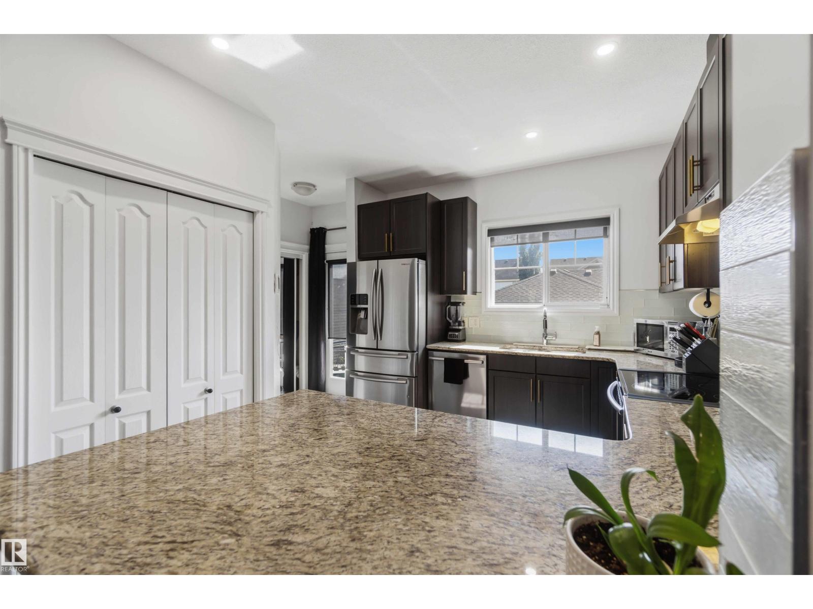 2689 SIR ARTHUR CURRIE WY NW - 15