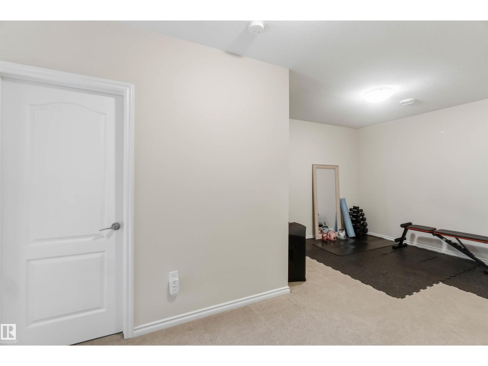 2689 SIR ARTHUR CURRIE WY NW - 40