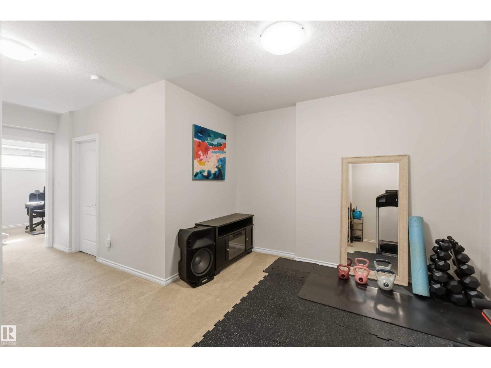 2689 SIR ARTHUR CURRIE WY NW - 42