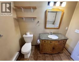 4907 Gloinnzun Drive, 108 Mile Ranch, BC V0K2Z0 Photo 11