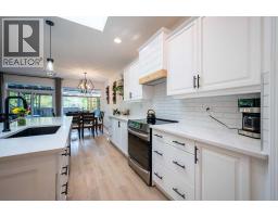Living room - 98 Chapala Grove Se, Calgary, AB T2X3V5 Photo 6