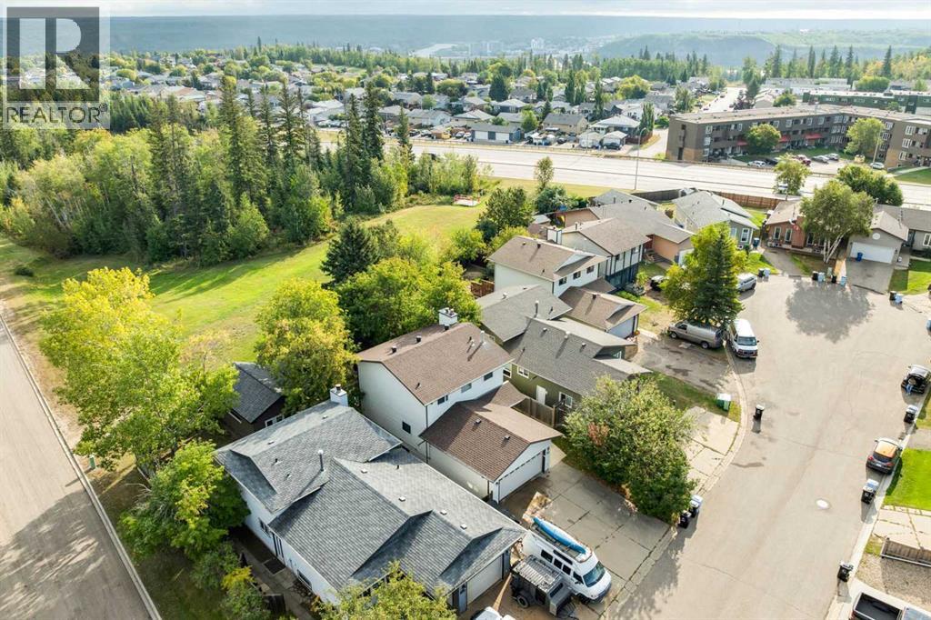 253 Gladstone Bay, Fort McMurray