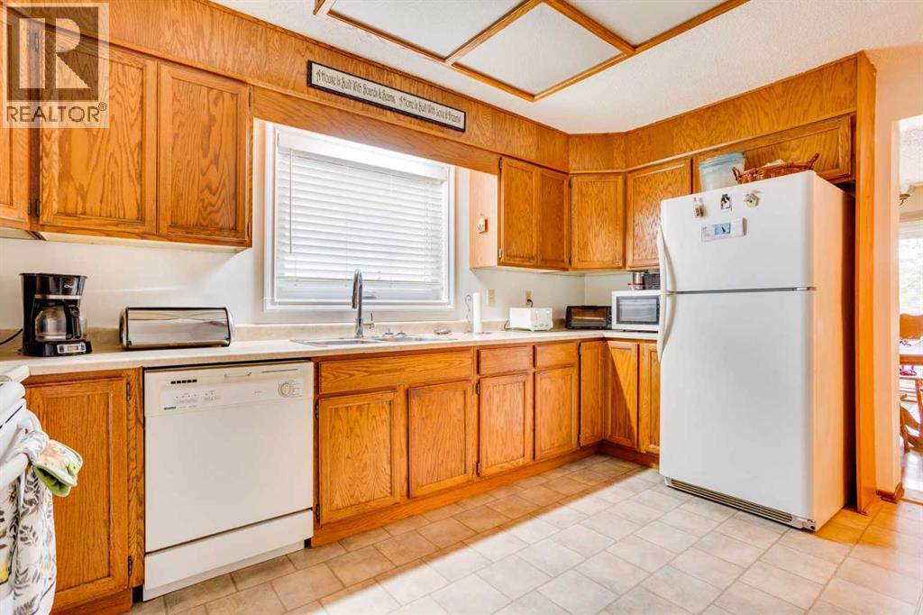 253 Gladstone Bay, Fort McMurray