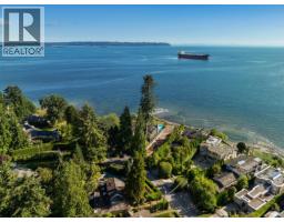 4358 Ross Crescent, West Vancouver, BC V7W1B2 Photo 11
