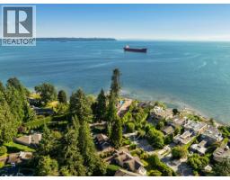 4358 Ross Crescent, West Vancouver, BC V7W1B2 Photo 12