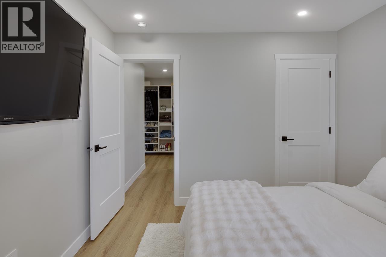 303 1877 W 5TH AVENUE, Vancouver