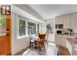 38582 Westway Avenue, Squamish, BC V8B0L6 Photo 13