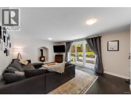 38582 Westway Avenue, Squamish, BC V8B0L6 Photo 15