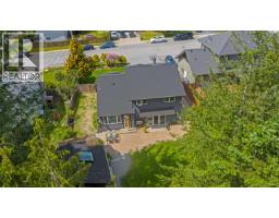 38582 Westway Avenue, Squamish, BC V8B0L6 Photo 40