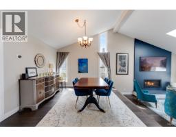 38582 Westway Avenue, Squamish, BC V8B0L6 Photo 8