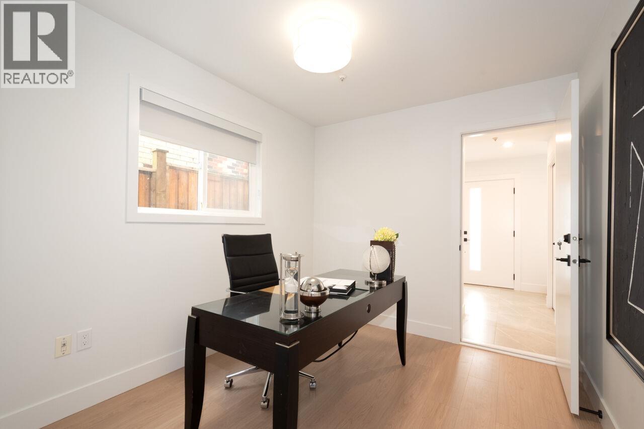 827 E 32ND AVENUE, Vancouver