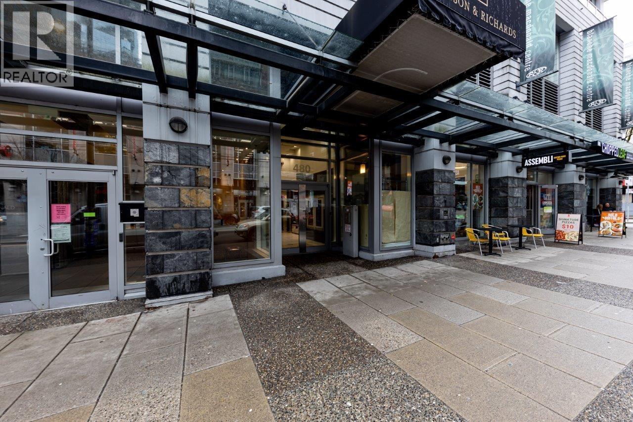 480 ROBSON STREET, Vancouver