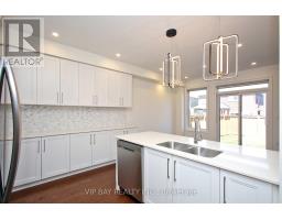 8 Tremoy Road, East Gwillimbury, ON L9N0T4 Photo 22