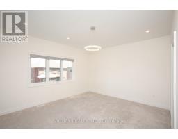 8 Tremoy Road, East Gwillimbury, ON L9N0T4 Photo 33
