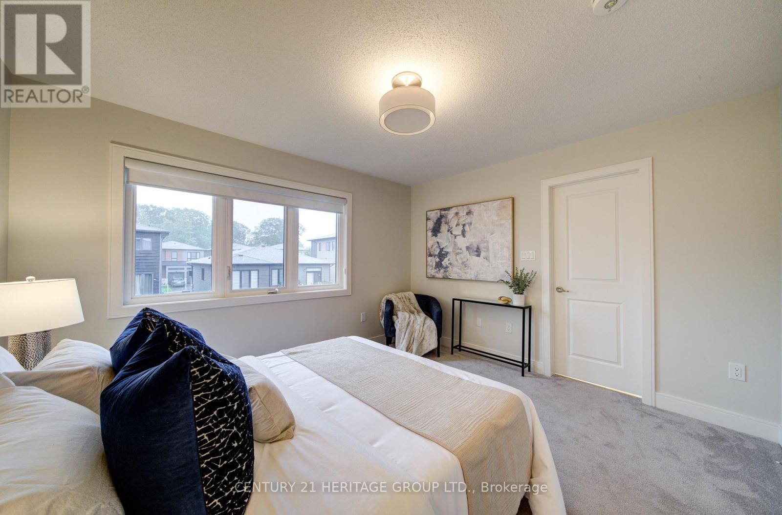 40 EBERHARDT DRIVE - 23
