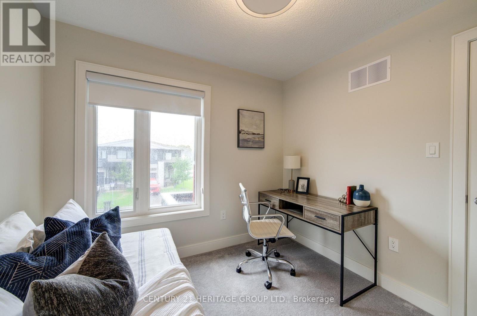 40 EBERHARDT DRIVE - 29