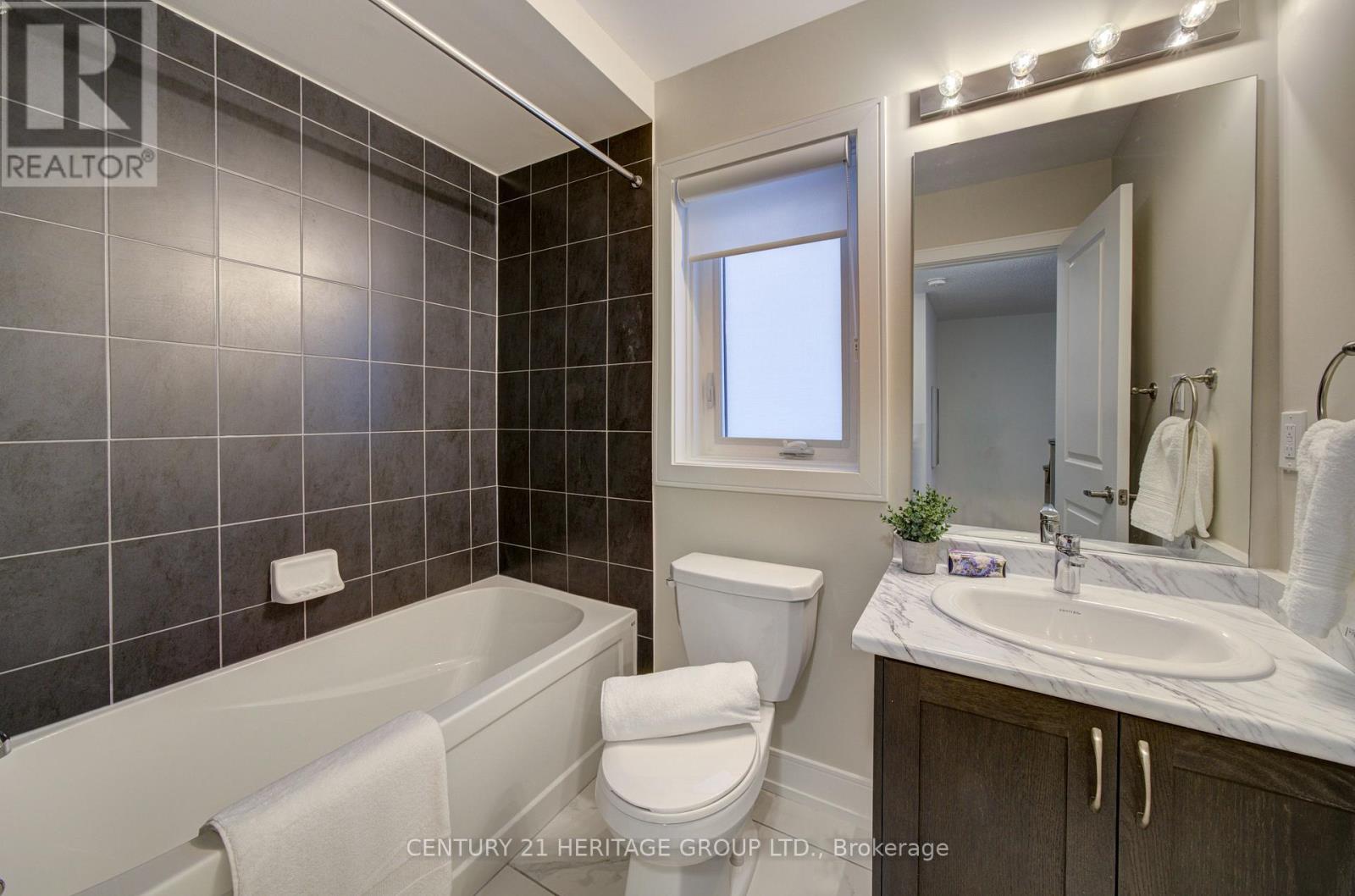40 EBERHARDT DRIVE - 32