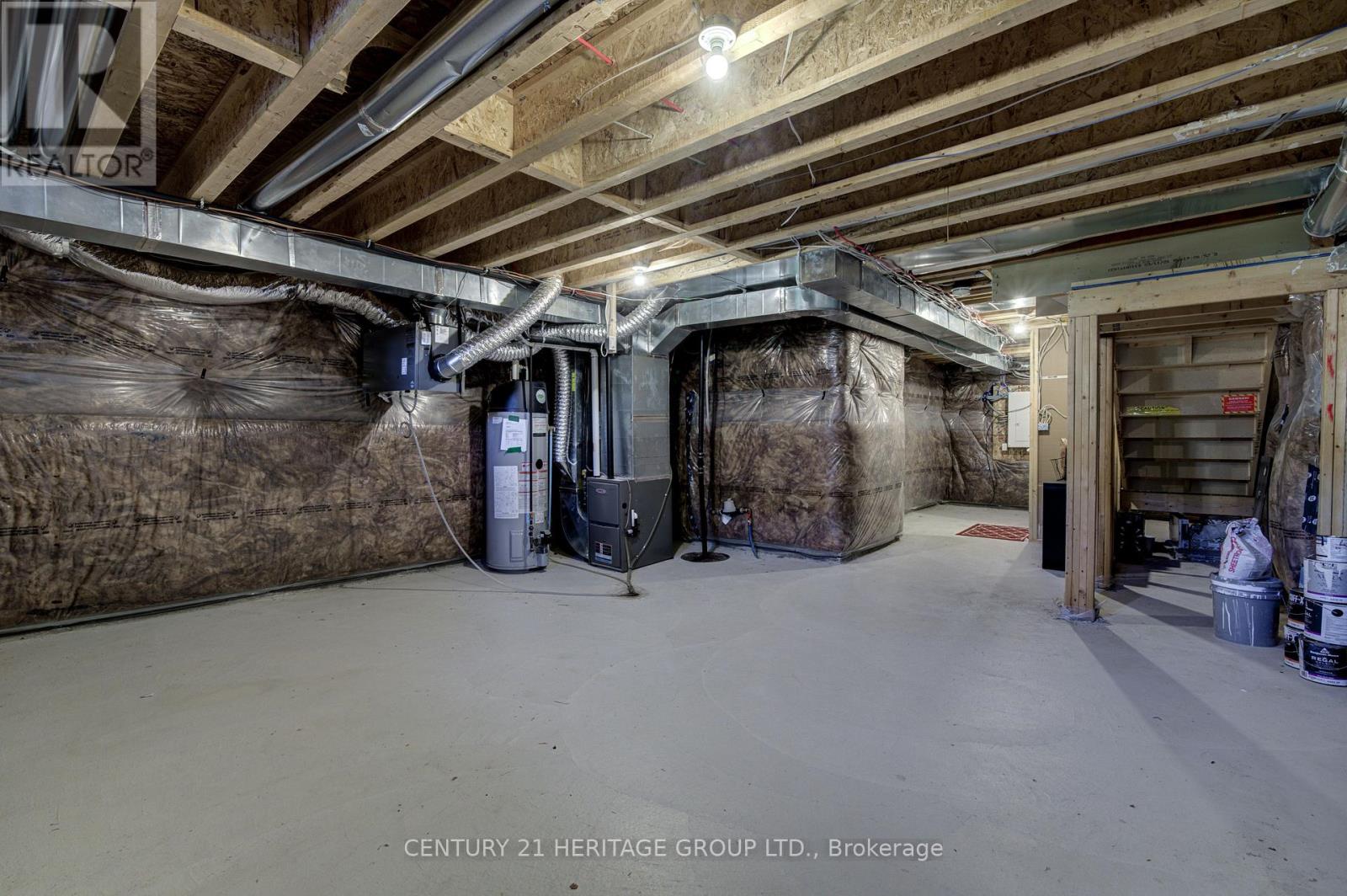 40 EBERHARDT DRIVE - 35