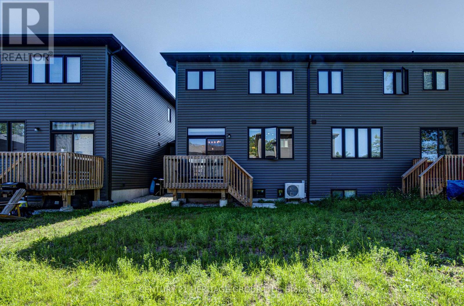 40 EBERHARDT DRIVE - 39