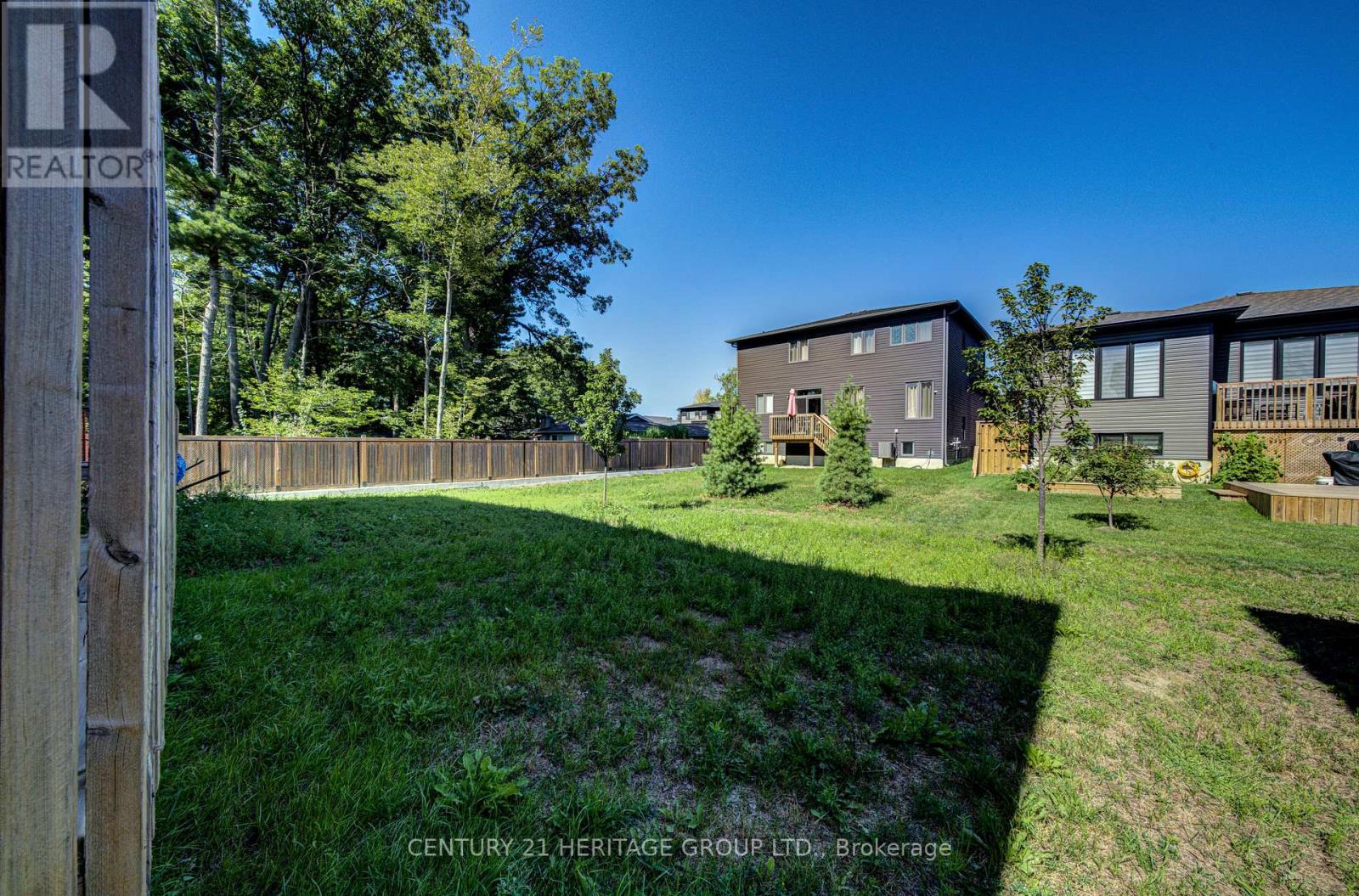 40 EBERHARDT DRIVE - 40