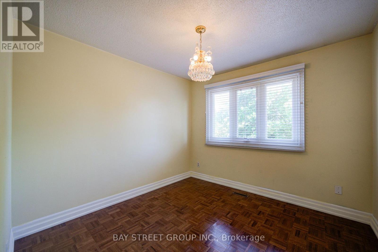 1348 WINDRUSH DRIVE - Image 29