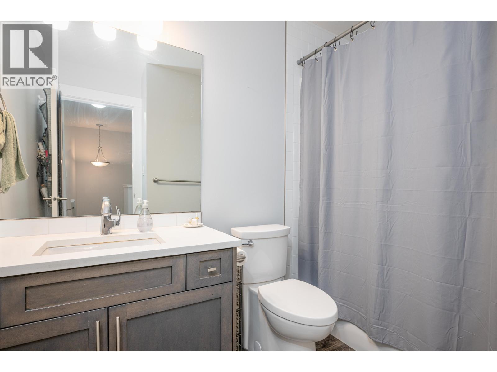 #601 6798 WESTGATE AVENUE - 12