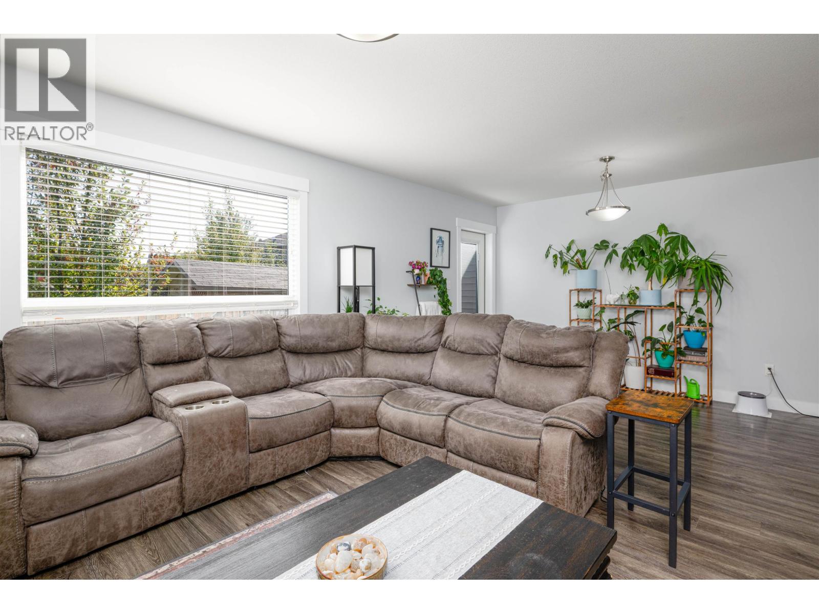 #601 6798 WESTGATE AVENUE - 25