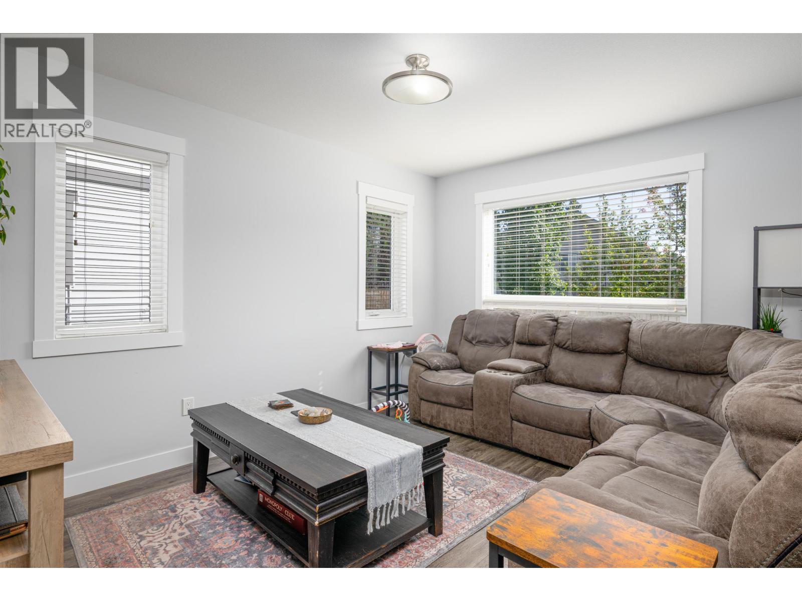 #601 6798 WESTGATE AVENUE - 22