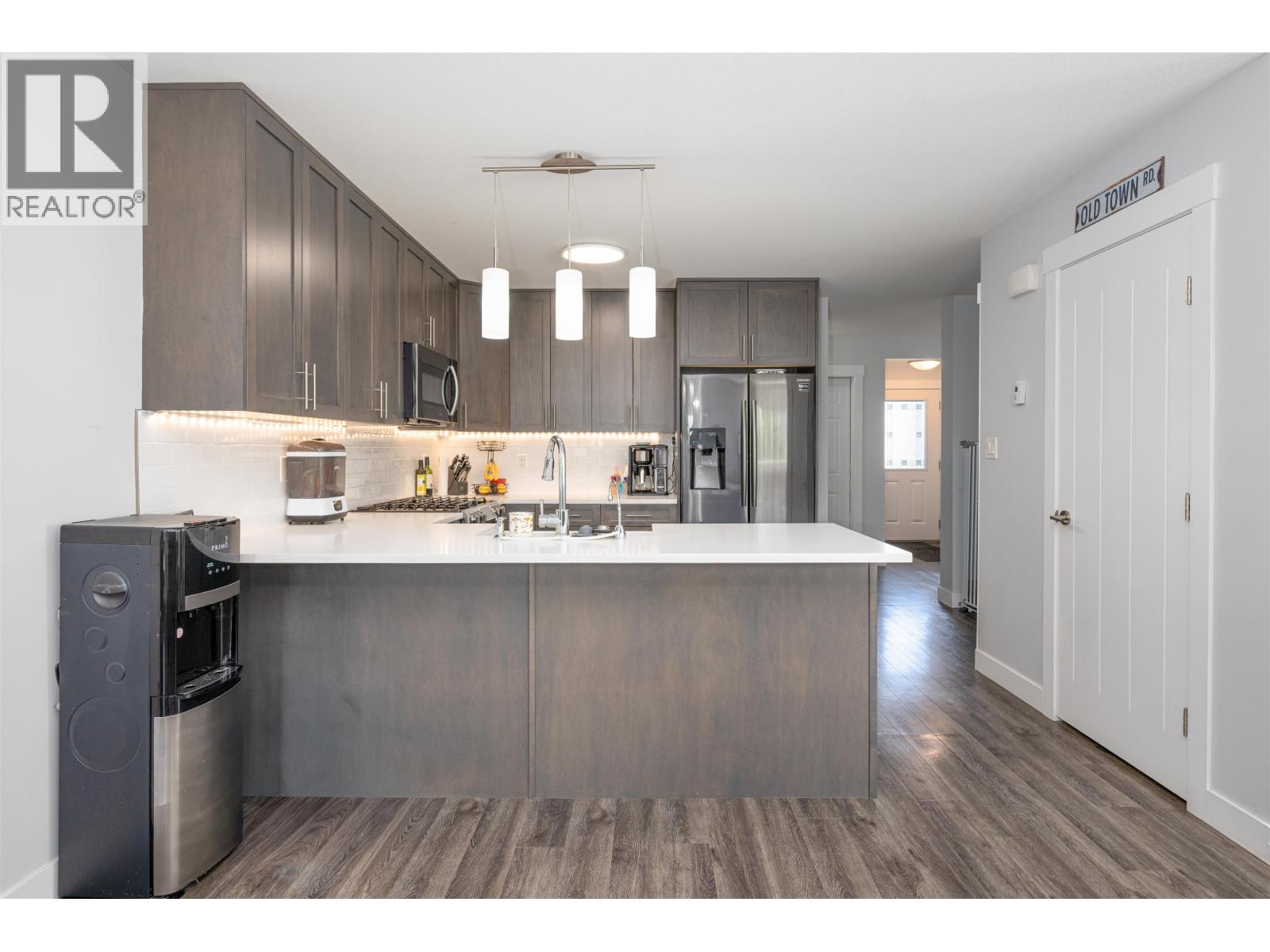 #601 6798 WESTGATE AVENUE - 28
