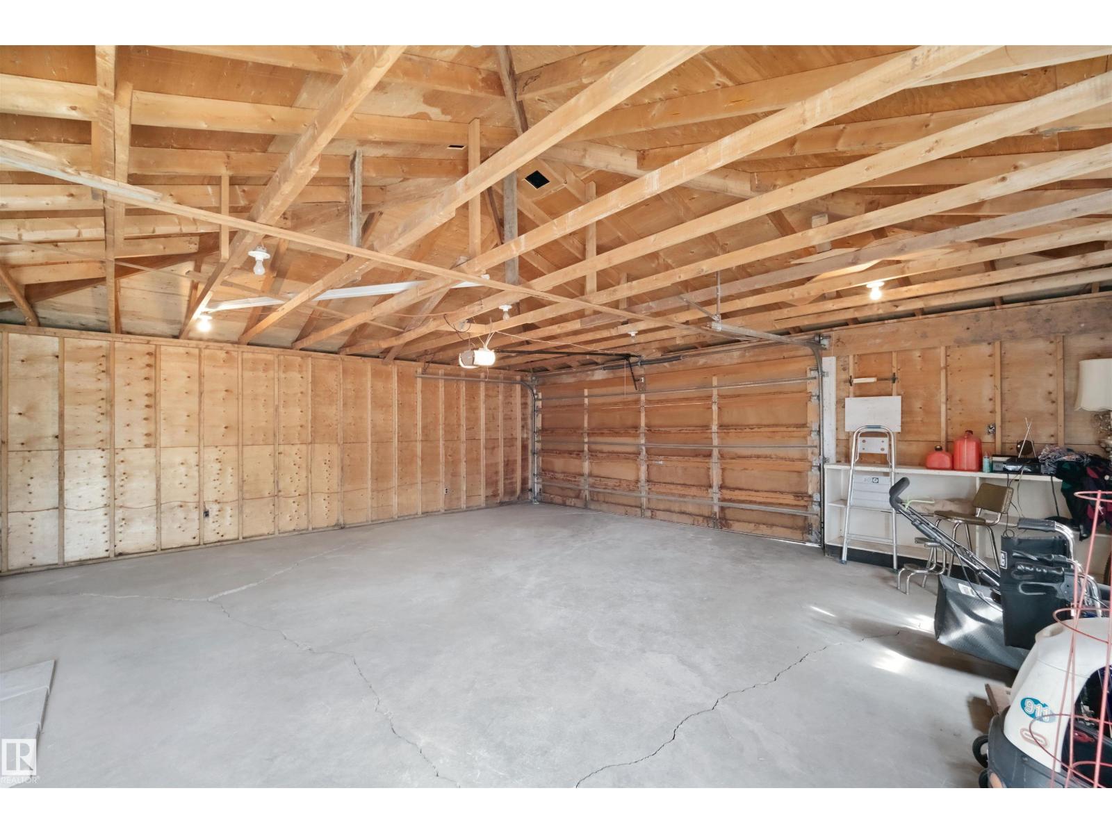 6920 152A AV NW - Image 22