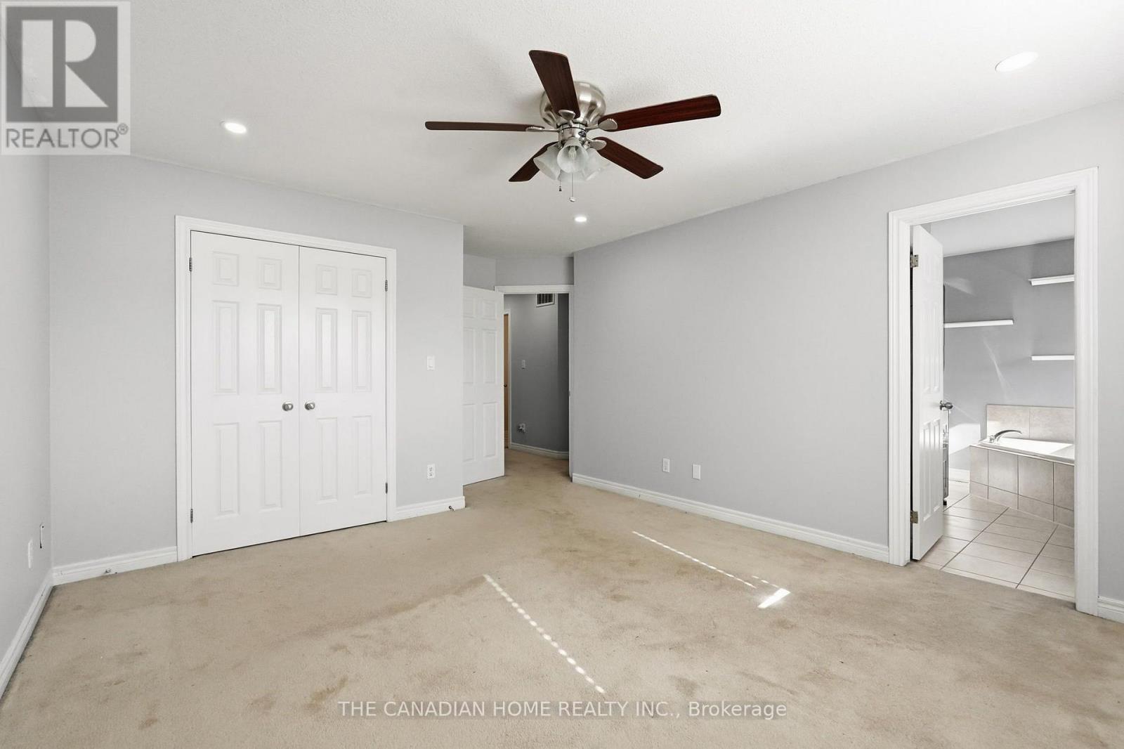 #14 78 PEACHWOOD CRESCENT - Image 33