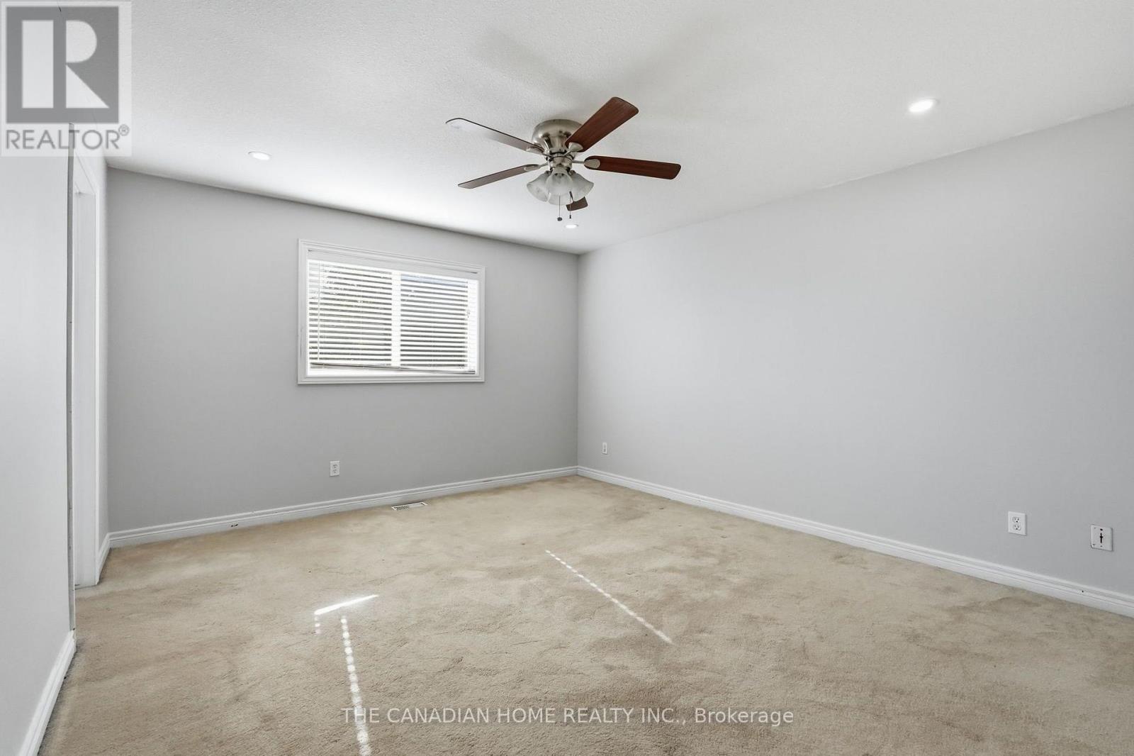 #14 78 PEACHWOOD CRESCENT - Image 31
