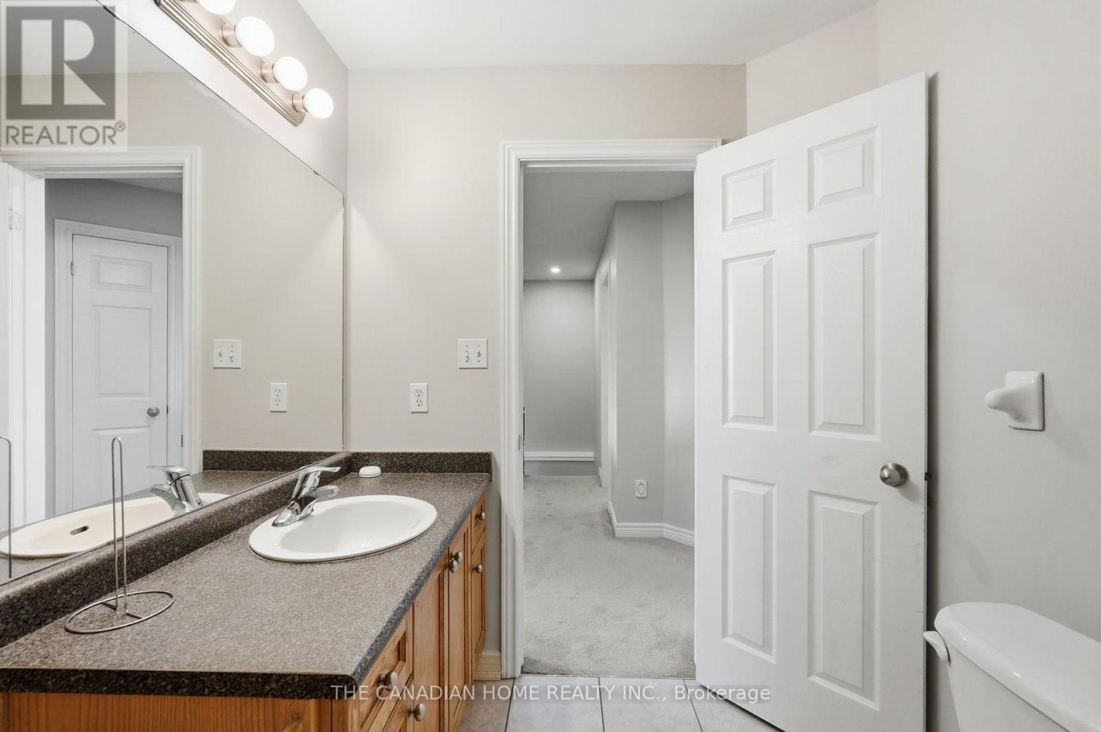 #14 78 PEACHWOOD CRESCENT - Image 28
