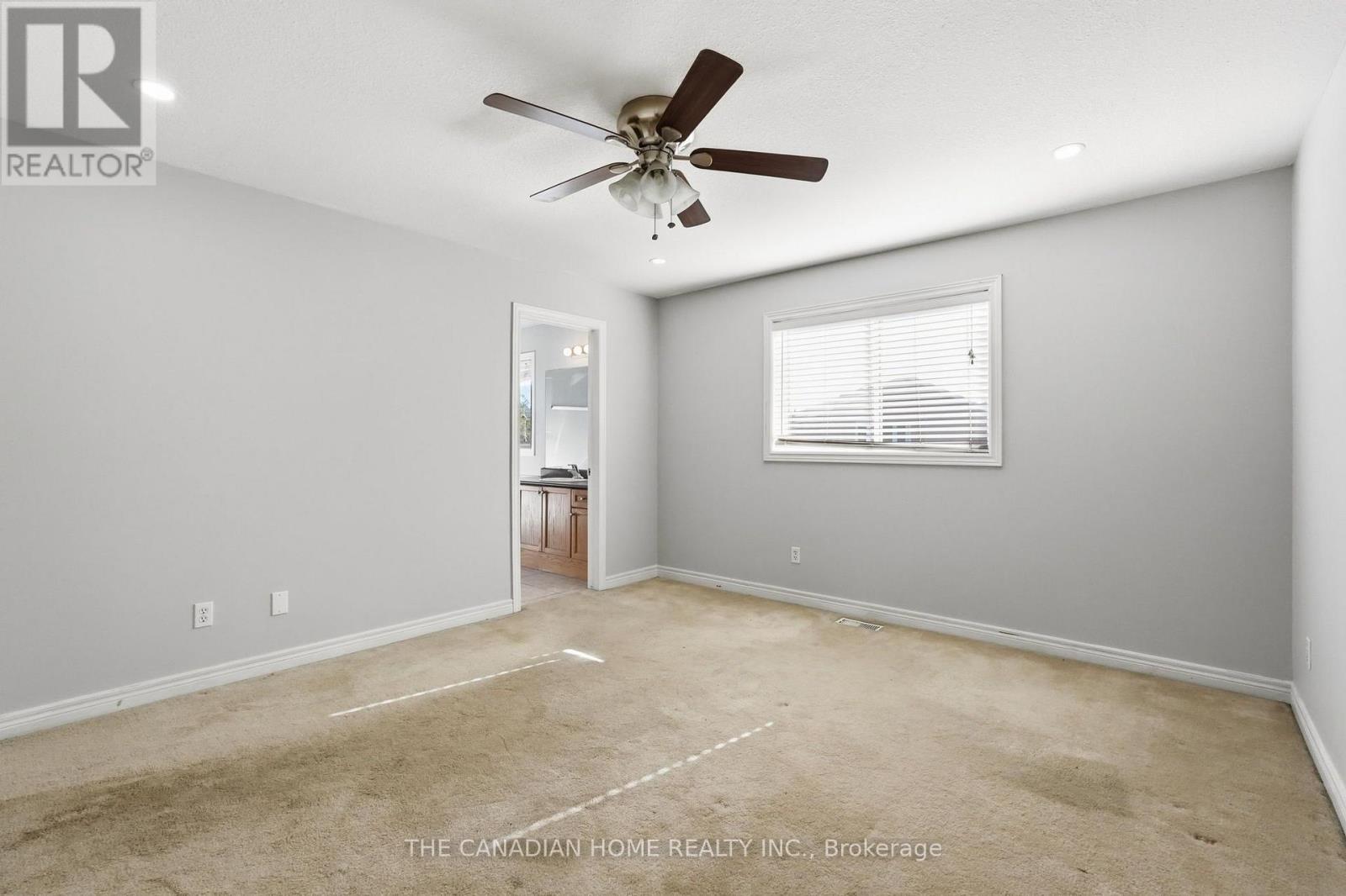 #14 78 PEACHWOOD CRESCENT - Image 32